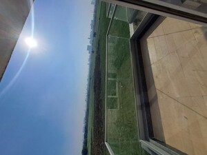 Furnished Amenities in 2 BHK Apartment at Signature Global City, Sector 37d – for Rent