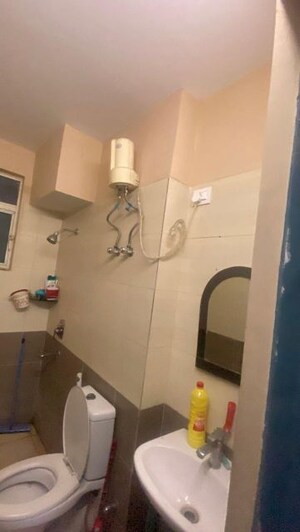 Master Bedroom in 2 BHK Apartment at Stellar Mi Citihomes, Omicron Iii Greater Noida – for Rent