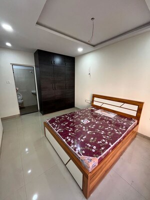 Bedroom in 2 BHK Apartment at Ghatkopar East – for Rent
