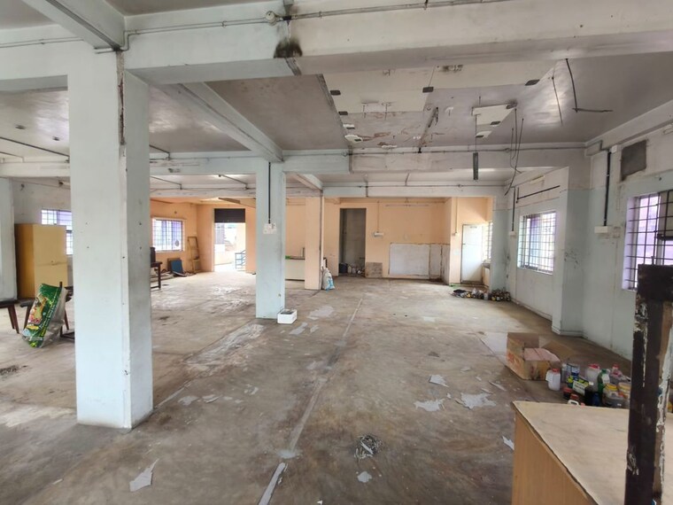  Parking, kaloor Commercial Office Space 1600 Sq.Ft. In Kaloor Kochi 10102620