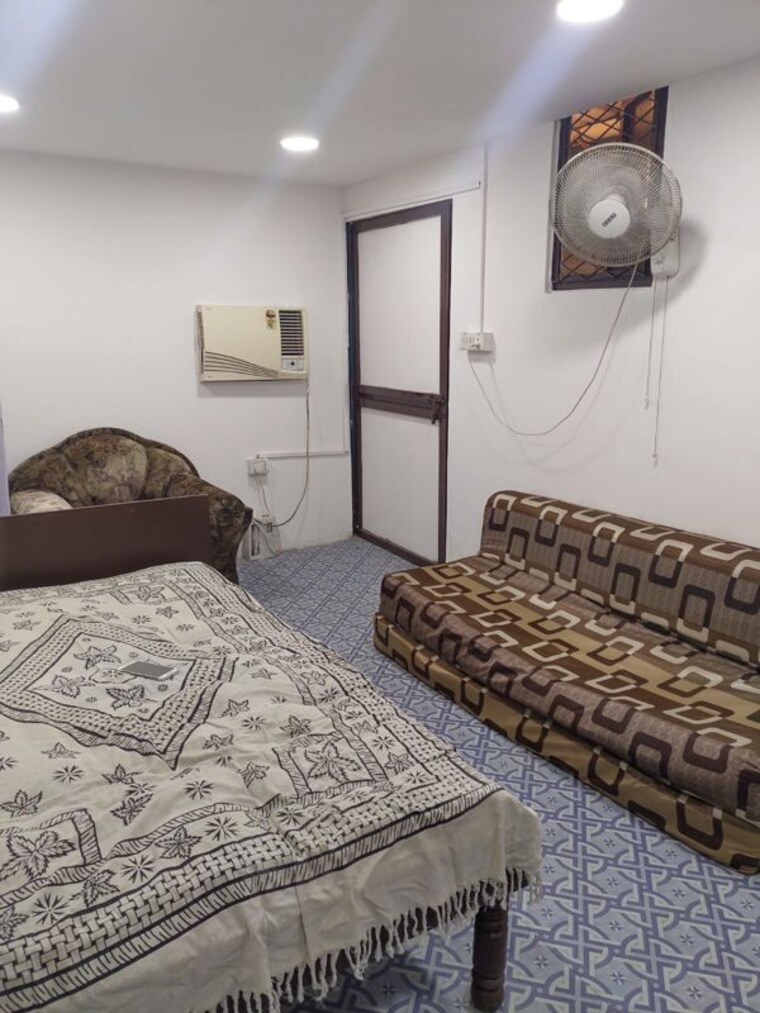 Bedroom, saket 1 RK 300 Sq.Ft. Apartment In Saket Delhi 10102625