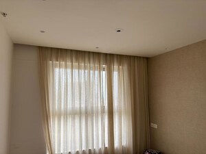 Room in 4 BHK Apartment at Kanakia Silicon Valley, Powai – for Rent