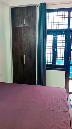 1 BHK Builder Floor For Rent in Sector 40