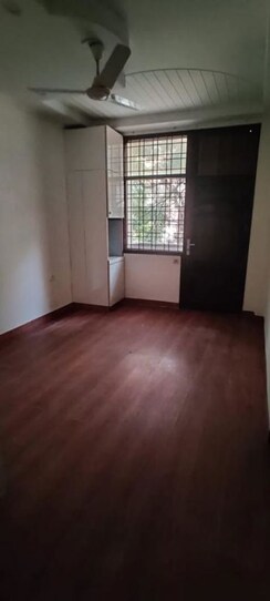 Office Space For Rent in Defence Colony