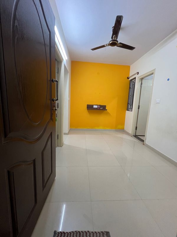 1 BHK + Extra Room Independent House For Rent in Halasuru