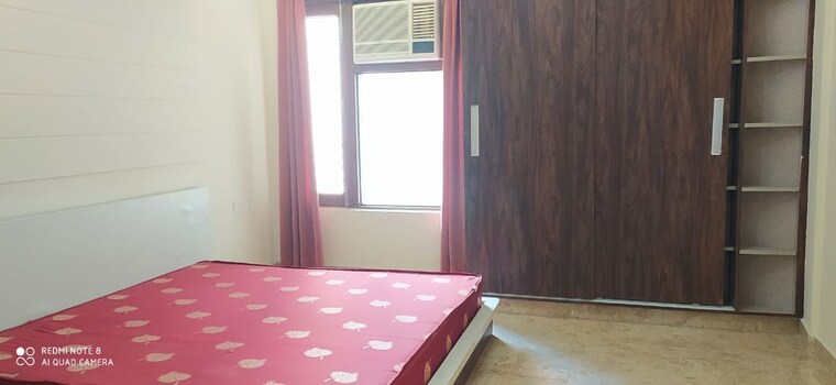 Room, ss-mayfield-gardens 1 RK 500 Sq.Ft. Builder Floor In Sector 51 Gurgaon 10102692