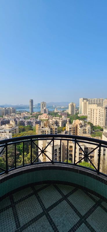 2 BHK + Study Room Apartment For Rent in Hiranandani Gardens Lake Castle