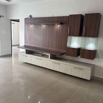 Room in 3 BHK Apartment at Mahaveer Laurel, Kodichikkanahalli – for Sale