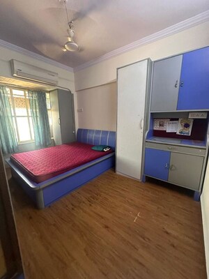 Bedroom in 2 BHK Apartment at Blue Pearl Apartment, Malad West – for Rent