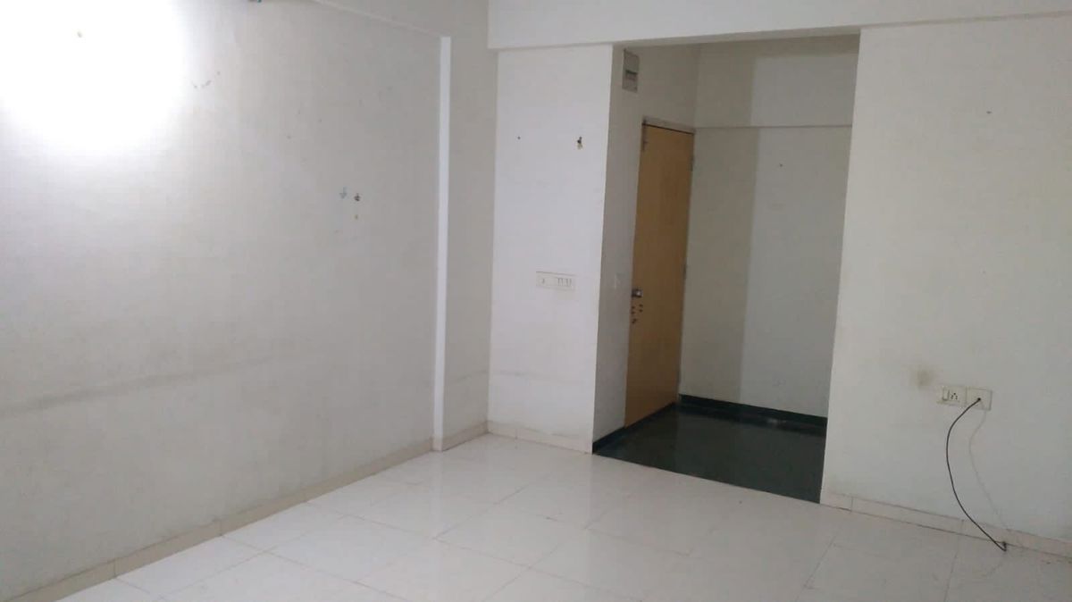 2 BHK + Store Room Apartment For Rent in Vejalpur