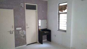 Room in 2 BHK Apartment at Vejalpur – for Rent