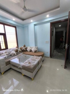 1 BHK Builder Floor For Rent in Saket