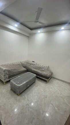1 BHK Builder Floor For Rent in Sector 31