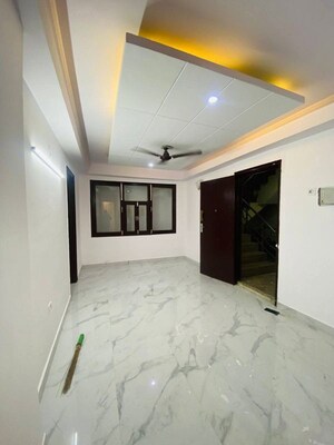 Living Room in 3 BHK Builder Floor at Saket – for Rent