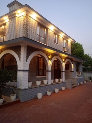 4 BHK Villa – Exterior View View at Jakhan - for Rent