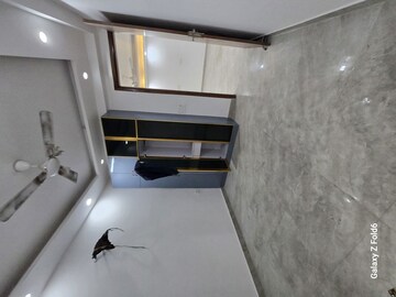 Furnished Amenities in 3 BHK Builder Floor at Palm Residency Chhatarpur, Chattarpur – for Rent