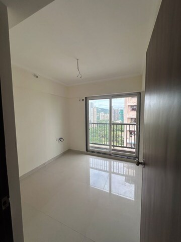 2 BHK Apartment For Rent in Raunak Residency Thane, Pokhran Road No One