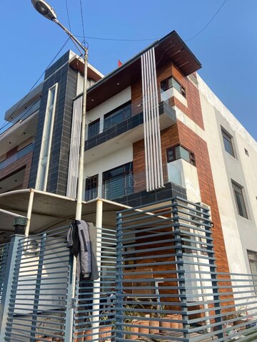 3 BHK Villa – Exterior View View at Sector 86 - for Rent
