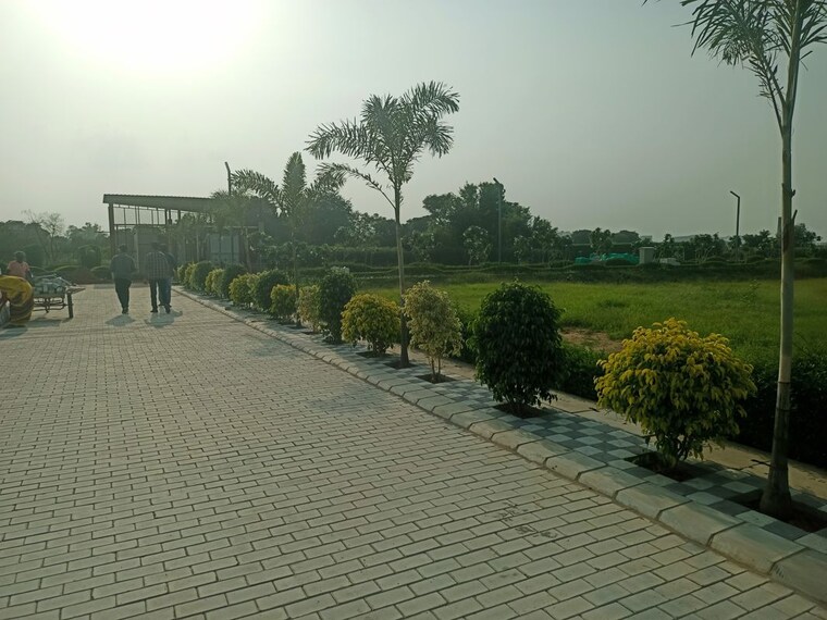 undefined, newstone-coral-park  120 Sq.Yd. Plot In Sector 84a Faridabad 10102777