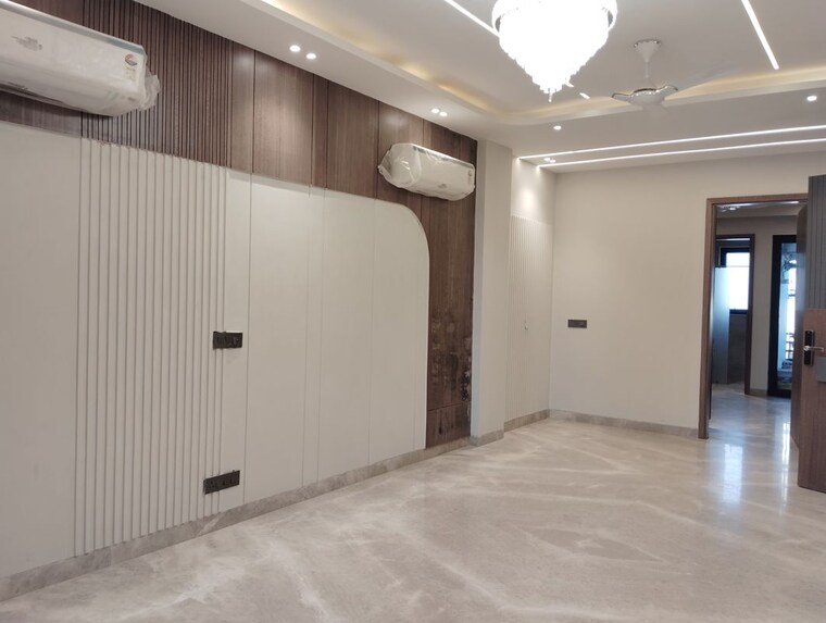 Room, east of kailash 3 Bedroom 1250 Sq.Ft. Builder Floor In East Of Kailash Delhi 10071828
