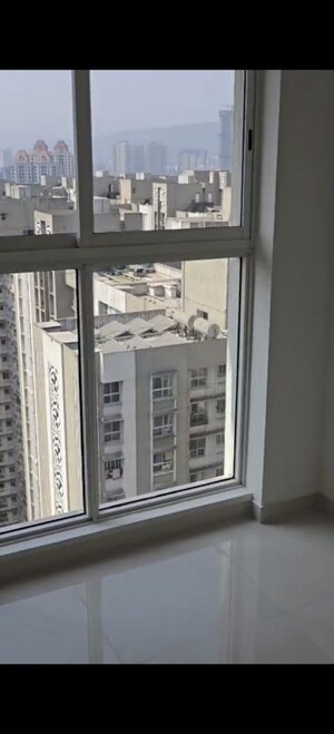 Floor Plan in 2 BHK Apartment at Lodha Amara Tower 24 And 25, Kolshet Road – for Sale