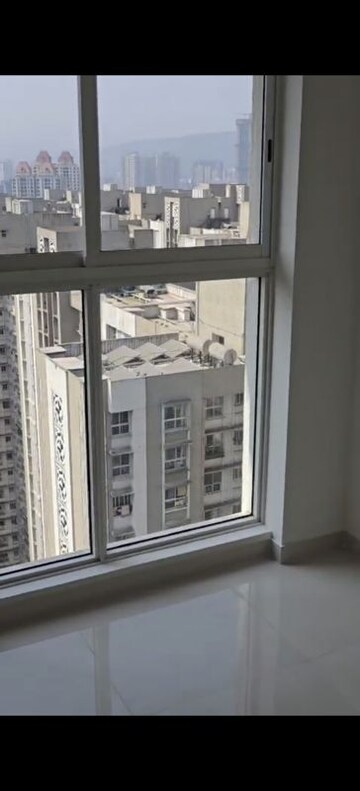 Floor Plan in 2 BHK Apartment at Lodha Amara Tower 24 And 25, Kolshet Road – for Sale