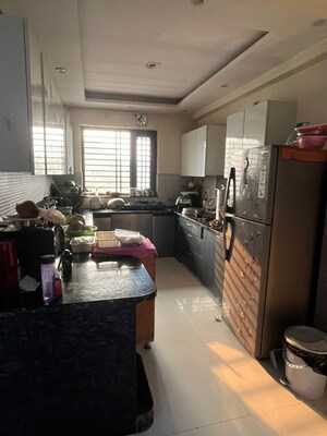 Kitchen in 3 BHK Builder Floor at Ashoka Enclave Faridabad, Sector 34 – for Sale