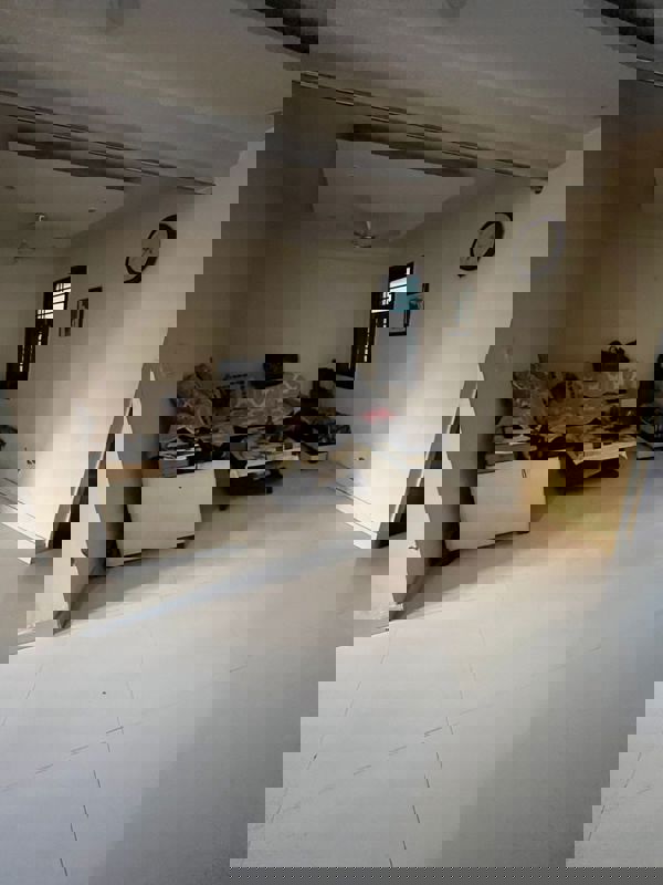 3 BHK + Pooja Room,Servant Room 1400 Sq.Ft. Builder Floor in Ashoka Enclave Faridabad