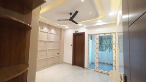 Room in 3 BHK Builder Floor at Fidato Honour Homes, Sector 89 – for Sale