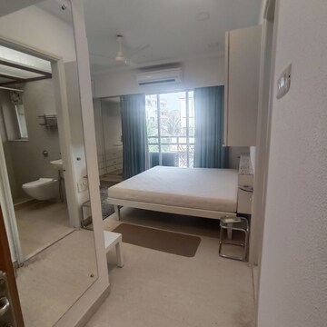 Bathroom in 4 BHK Apartment at Rustomjee 9 JVPD, Juhu – for Rent