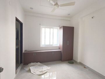 Room in 1 BHK Apartment at Sri Rama Residency Kondapur, Kondapur – for Rent