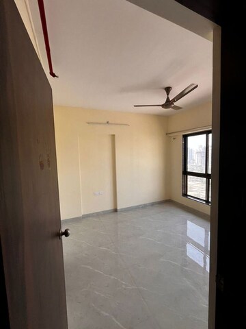 Room in 1 BHK Apartment at Horizon Atulya, Mulund West – for Rent