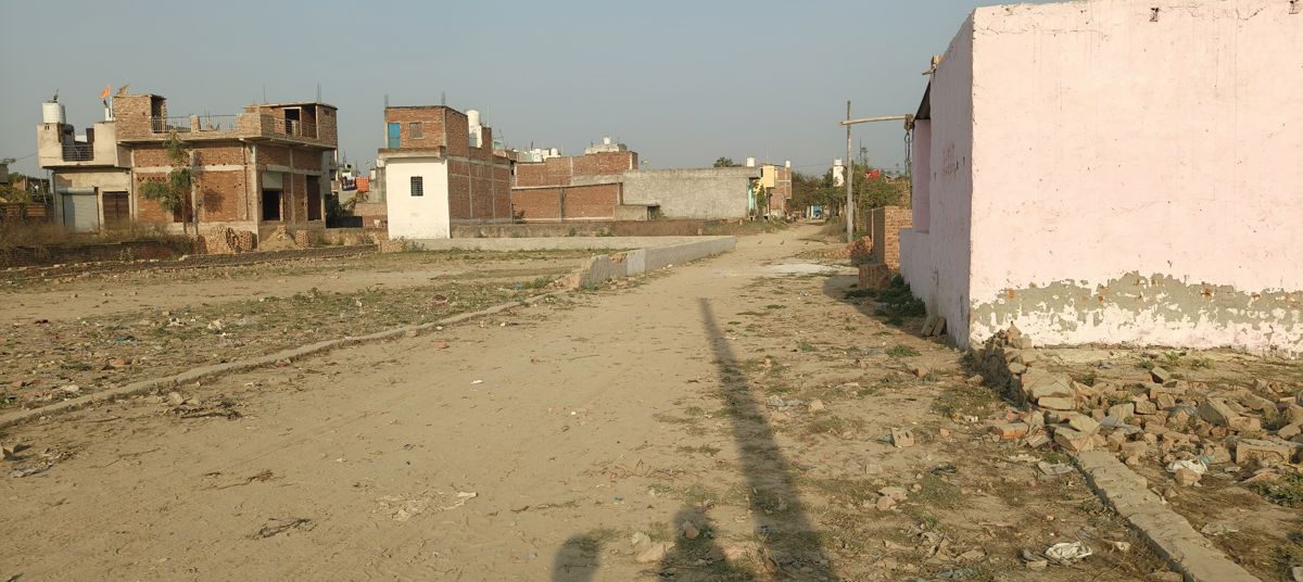 Plot For Sale in Kulesara Noida