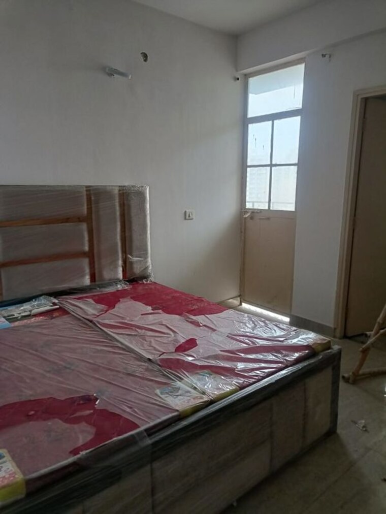 Bedroom, signature-global-solera-2 2 Bedroom 565 Sq.Ft. Apartment In Sector 107 Gurgaon 10102998