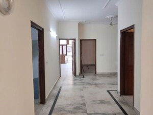 Room in 3 BHK Builder Floor at Greater Kailash I – for Rent