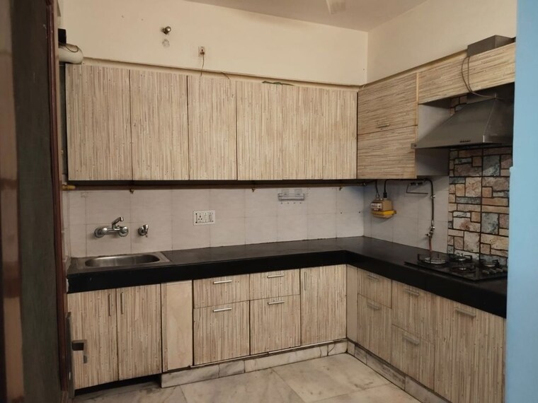 Kitchen, greater kailash i 3 Bedroom 300 Sq.Yd. Builder Floor In Greater Kailash I Delhi 10103006