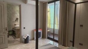 Room in 4 BHK Builder Floor at Anand Lok – for Rent