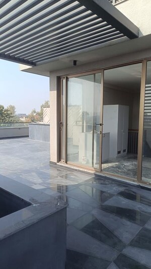 Building Lobby in 4 BHK Builder Floor at Anand Lok – for Rent