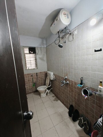 Bathroom in 2 BHK Apartment at Bavdhan – for Rent
