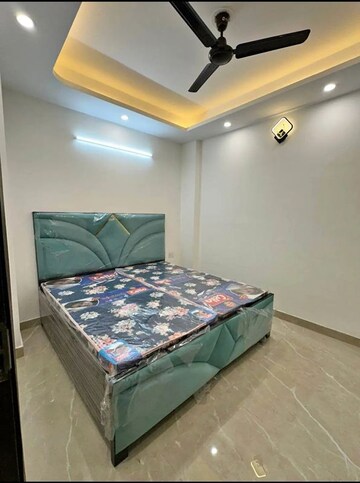 Bedroom in 2 BHK Builder Floor at Chattarpur – for Rent