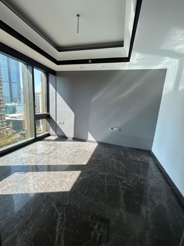 3 BHK + Pooja Room,Servant Room Apartment For Rent in Lodha Trump Tower