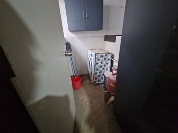 Furnished Amenities in 2 BHK Apartment at Archana Kohinoor Glory, Mohammadwadi – for Rent