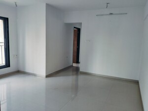 Living Room in 2 BHK Apartment at Yash Ina Apartments, Goregaon West – for Sale