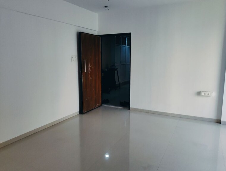 Hall, yash-ina-apartments 2 Bedroom 584 Sq.Ft. Apartment In Goregaon West Mumbai 10103199