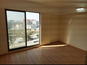 Room in 3 BHK Apartment at Kohinoor Courtyard One, Wakad – for Sale