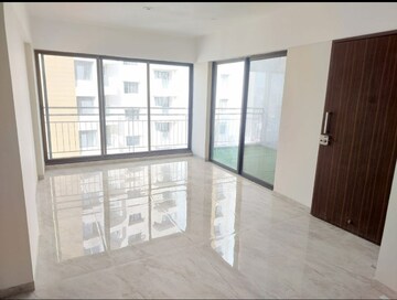 Room in 3 BHK Apartment at Kohinoor Courtyard One, Wakad – for Sale