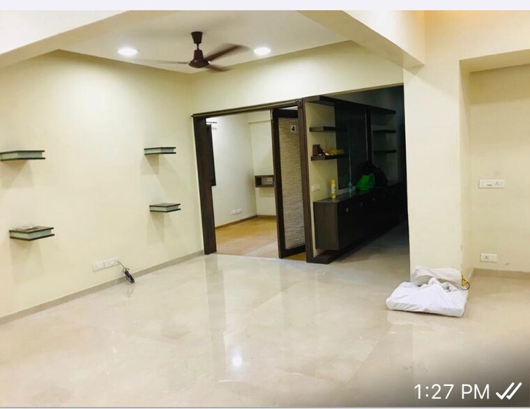 Room, nutan-madhuban-apartment 1 Bedroom 500 Sq.Ft. Apartment In Worli Mumbai 10103247