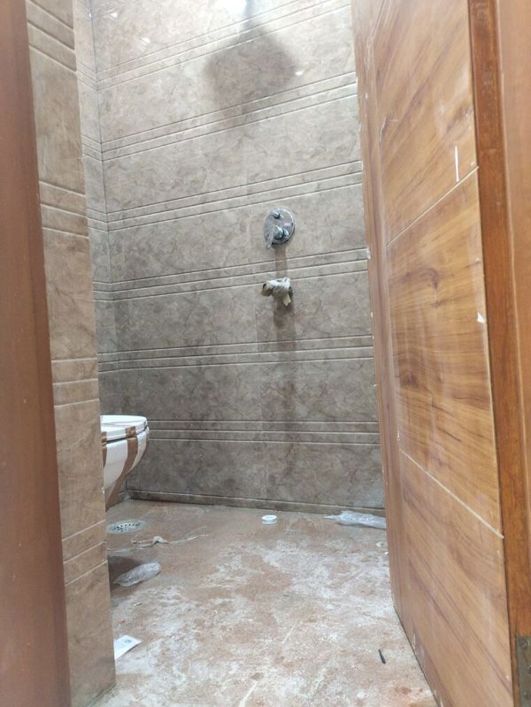 Bathroom, palm-residency-chhatarpur 2 Bedroom 900 Sq.Ft. Apartment In Chattarpur Delhi 10103256