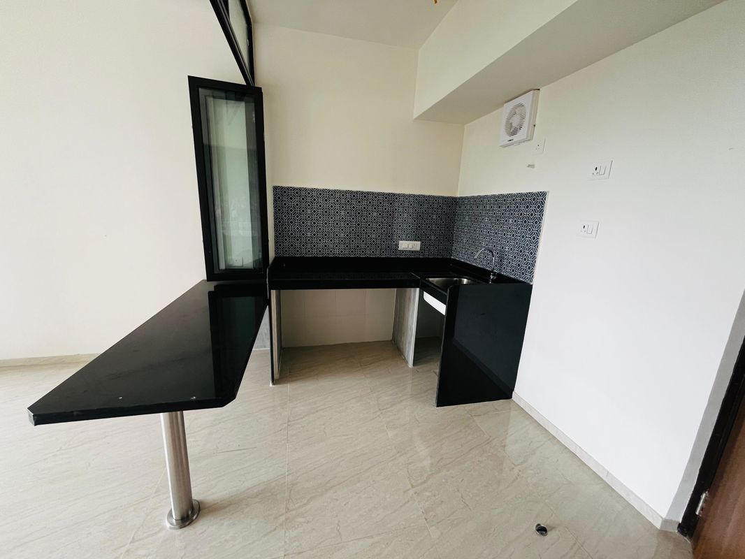 1 BHK + Pooja Room Apartment For Rent in Lodha Crown Quality Homes