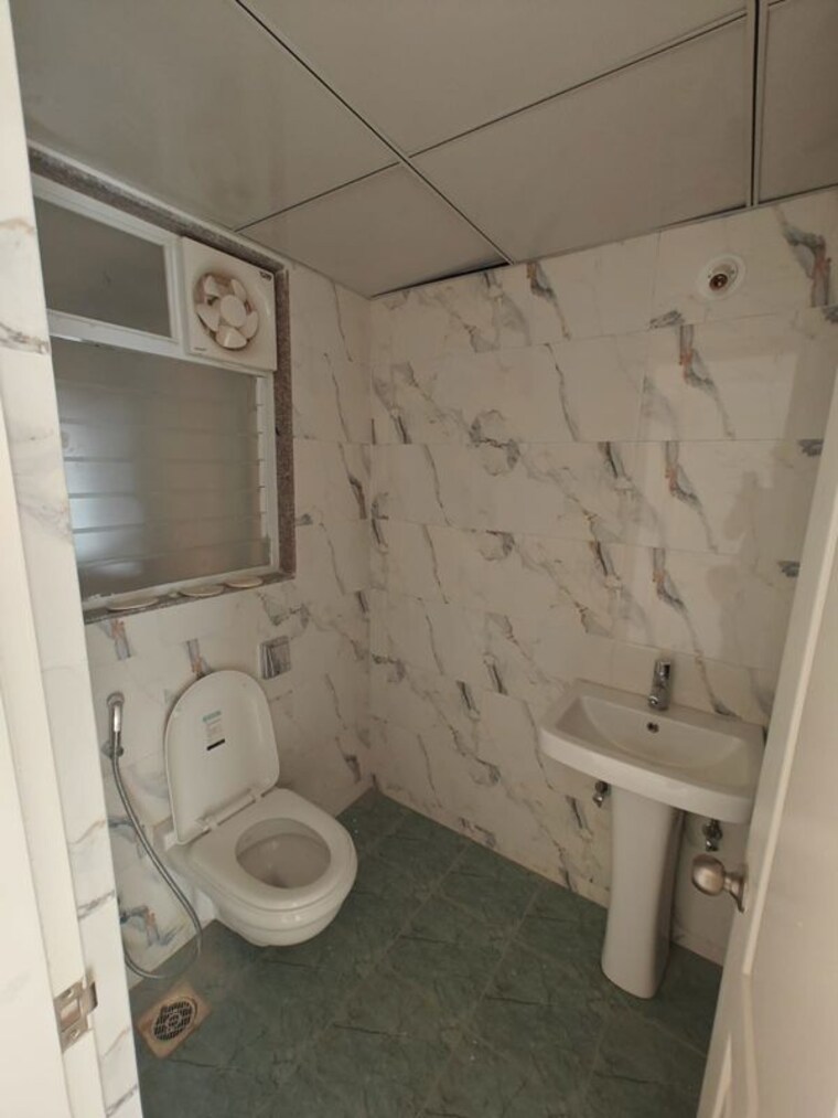 Bathroom, avon-vista 2 Bedroom 750 Sq.Ft. Apartment In Balewadi Pune 10103275